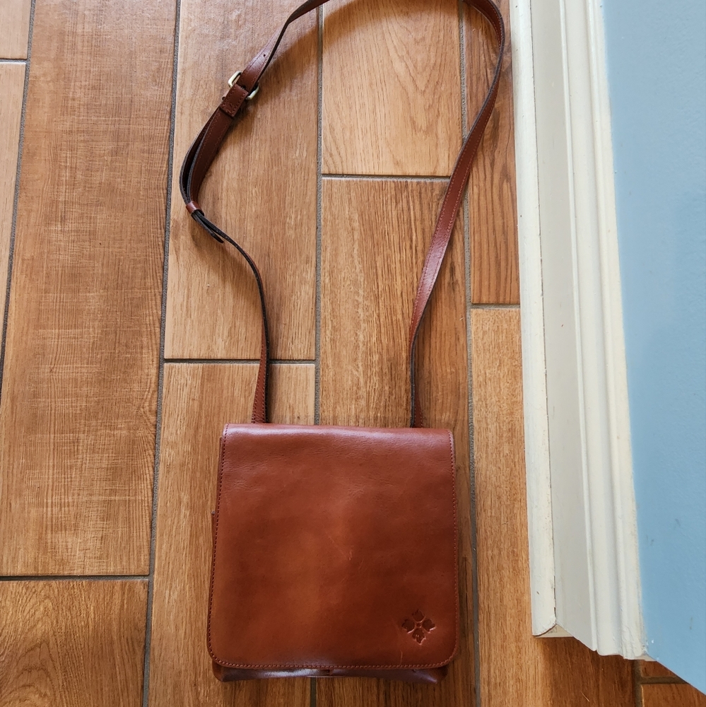 Patricia Nash Genuine Leather Crossbody Purse